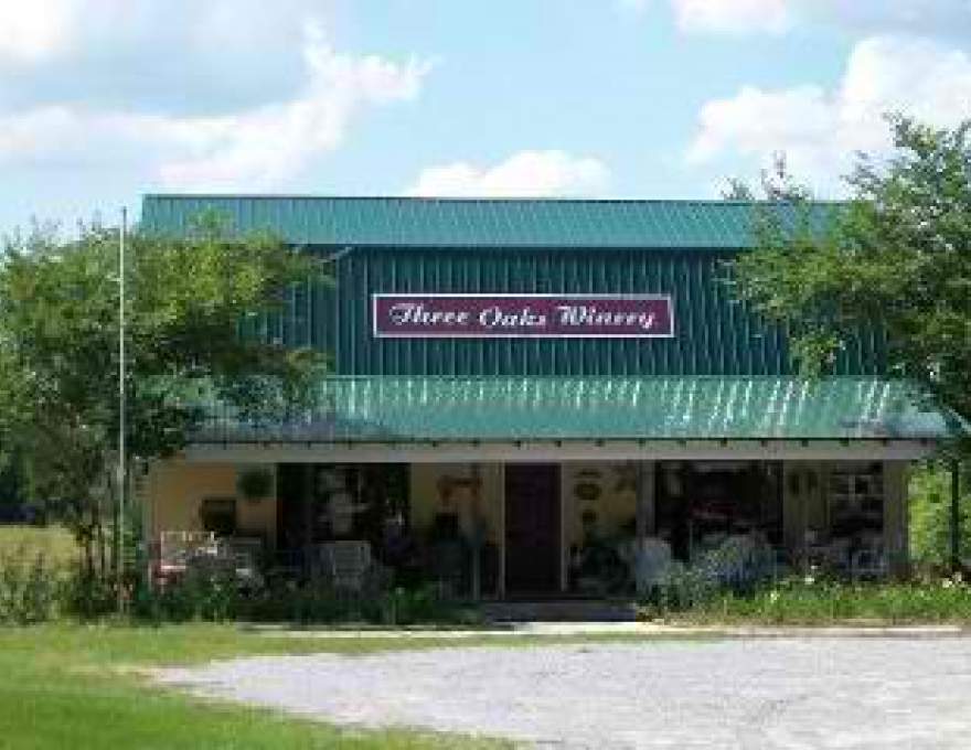 Three Oaks Winery WineMaps